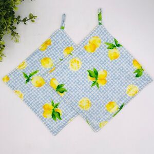 Set of 2 Square Potholders Lemon & Blue Gingham 2 Piece Potholder Set